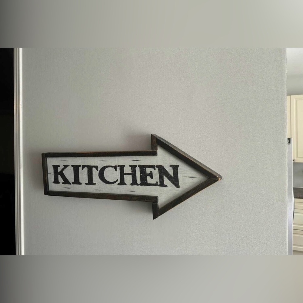 Rustic Kitchen Arrow Sign - Picture 2 of 5
